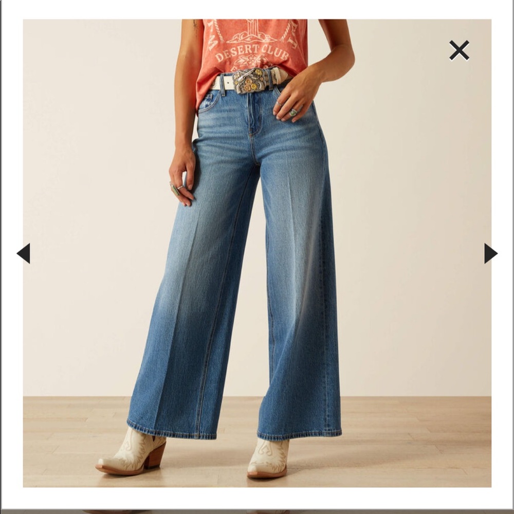 Ariat Ultra High Rise Jazmine Wide Leg Jeans
